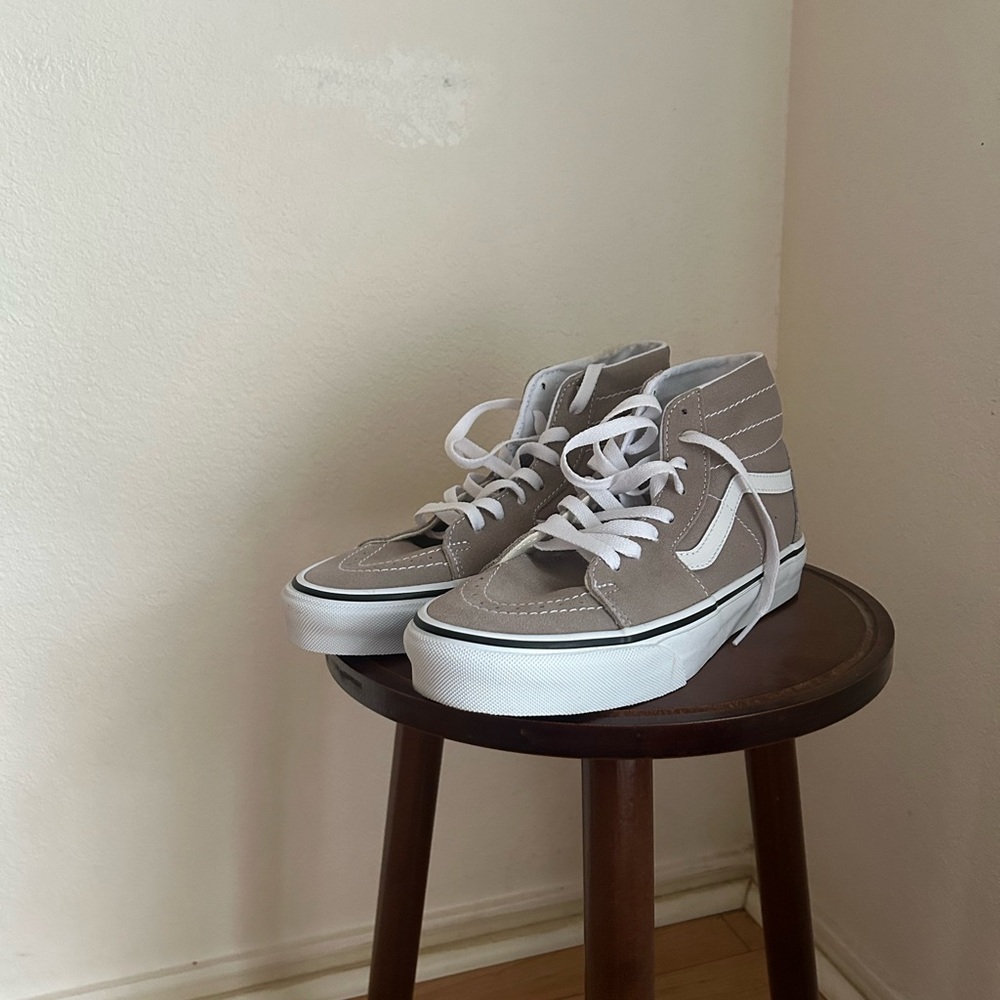 Vans Sk8-Hi Tapered- Women’s size 9